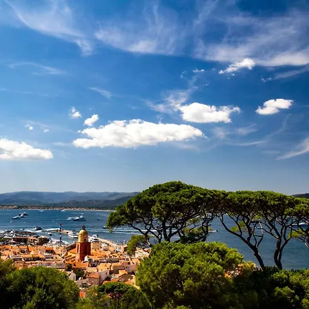 Gascou - Golfe De St-tropez - Mazet Dans Un Domaine Avec Piscine Et Terrain De Tennis 빌라 *