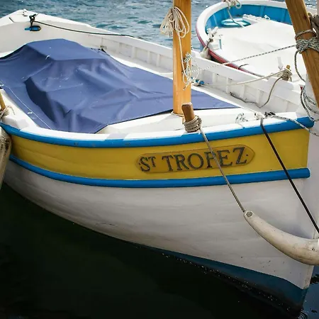 Gascou - Golfe De St-tropez - Mazet Dans Un Domaine Avec Piscine Et Terrain De Tennis *