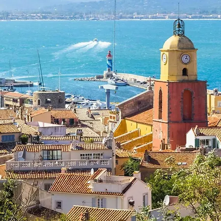 Villa Gascou - Golfe De St-tropez - Mazet Dans Un Domaine Avec Piscine Et Terrain De Tennis Cogolin